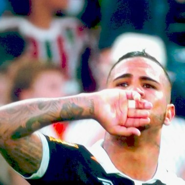 Jhon Cley: destaque do Vasco nos  2 x 1 sobre Flu, com assistência e gol