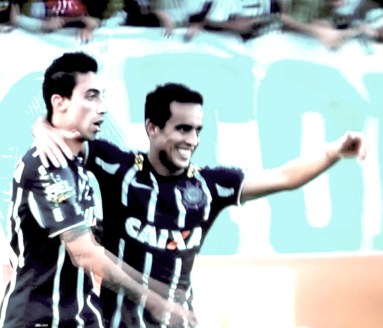 Rildo e Jadson festejam 3 a 1 sobre a Chapecoense