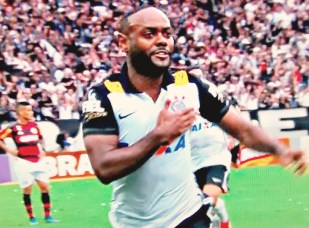 Vágner Love: gol da vitória sobre o Flamengo